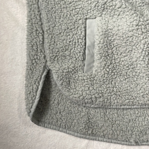 Abercrombie & Fitch Soft A&F Collection - Picture 3 of 6